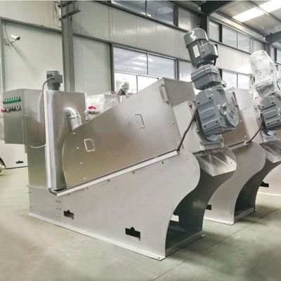 Máy khử nước bùn xoắn ốc 12m3 / H Thép không gỉ Than đá khử nước bùn