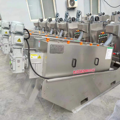 Máy ép bùn trục vít phân chuồng lợn và gà được tích hợp