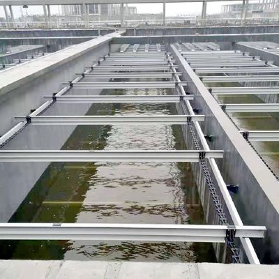 Máy cạo bùn chuỗi không kim loại trong bể lắng bùn