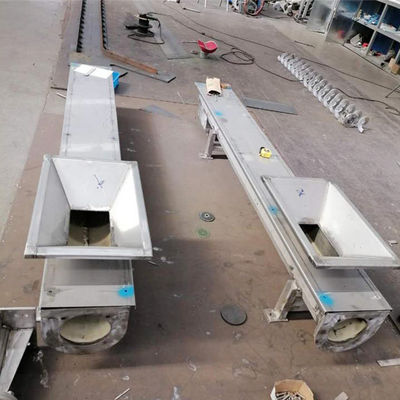 Băng tải trục vít loại U cho hạt quặng xi măng bùn