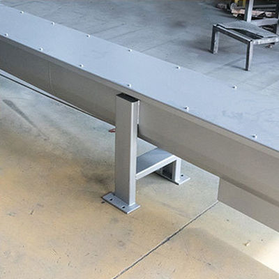 Băng tải trục vít bằng thép carbon có thể tùy chỉnh Máy cấp bột khô loại U Chiều dài 7m