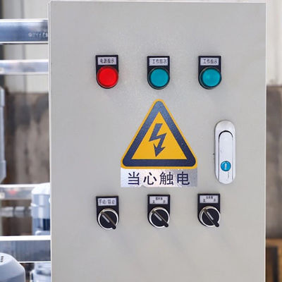 Hệ thống định lượng hóa chất tự động chống ăn mòn hiệu quả cao 5500L / H