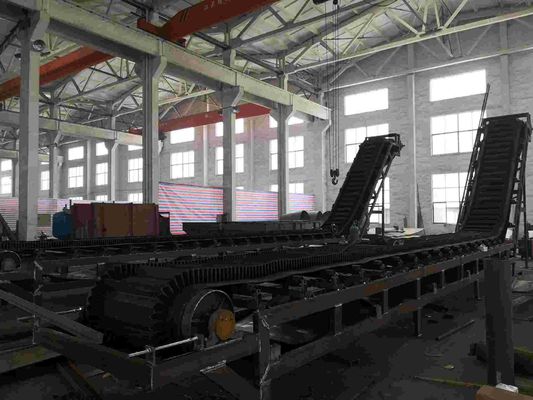 Băng tải trục vít di động 800mm 50m3 / h để hút bùn