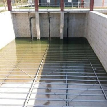 Dụng cụ cạo đáy pittông được sử dụng cho bể bơi nước thải vuông