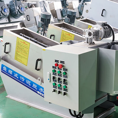 Máy tách nước bùn tích hợp tự động để xử lý bùn nông trại