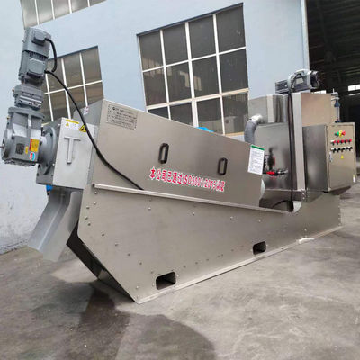 Máy ép bùn trục vít phân chuồng lợn và gà được tích hợp