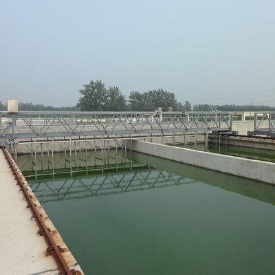Máy quét bùn du lịch bằng thép không gỉ nằm ngang để xử lý nước thải