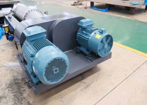 Máy ly trung tâm công nghiệp dầu thô ngang để tách chất lỏng và chất rắn
