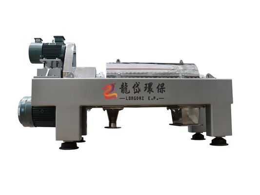 Máy ly trung ương thấm nhựa ngang tốc độ cao để tách chính xác các thành phần nặng và nhẹ