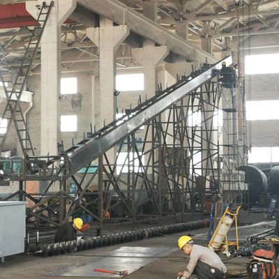 Băng tải trục vít bùn bằng thép carbon Băng tải trục vít xả 300mm