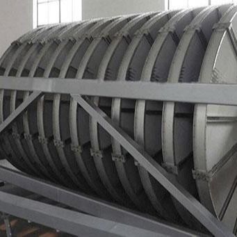 Bể xử lý nước thải màu trắng, Bộ lọc trống quay sợi