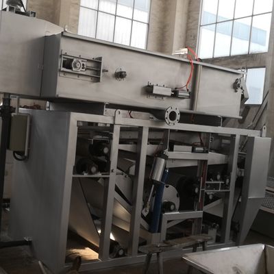 Máy làm dày vành đai trọng lực trống quay Máy ép bùn băng tải 500mm 5m3 / H